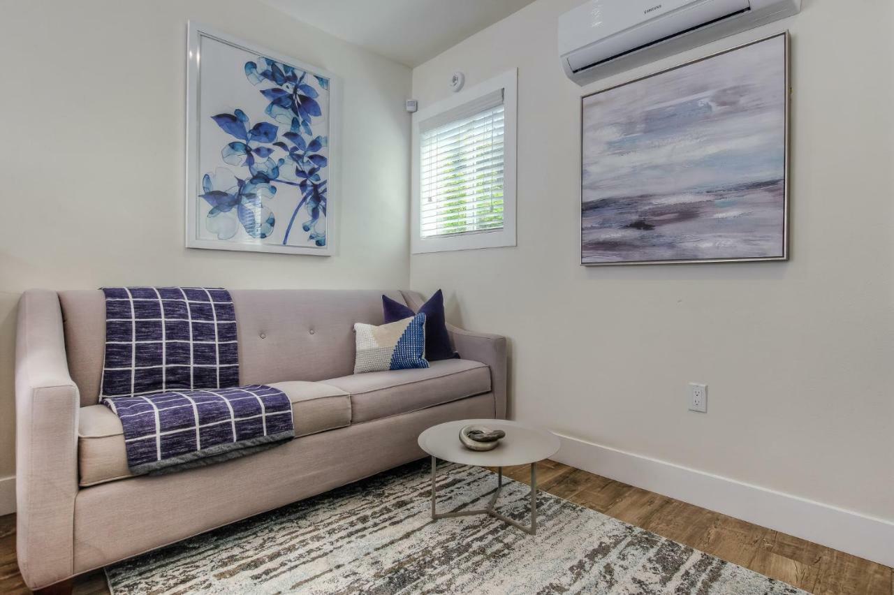 Long Beach Studio Suites Szoba fotó